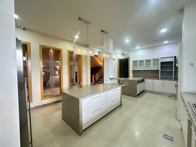 Bungalow for Rent in Damansara Idaman (Petaling Jaya) - Ryan Soo - Kitchen - PropertyGuru.com.my