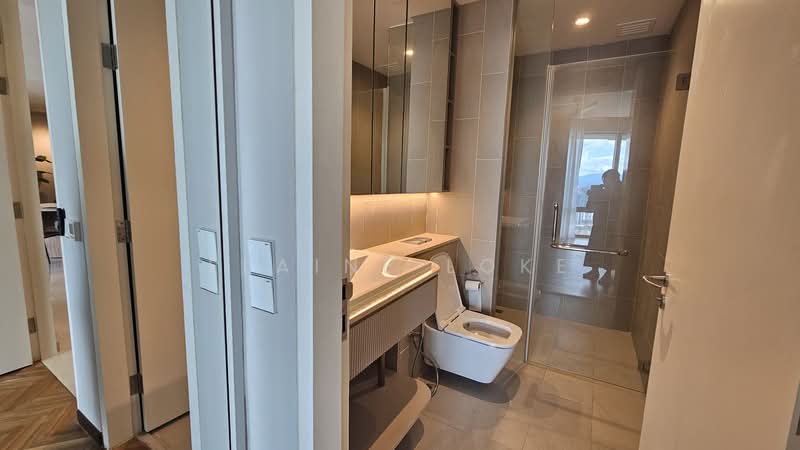 Service Residence for Rent at Southpoint Residences - Elaine Loke - Bathroom - PropertyGuru.com.my