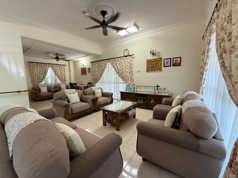 Semi-Detached House for Sale in Taman Setia 2 (Balakong) - Fazri Omar - Living Room - PropertyGuru.com.my