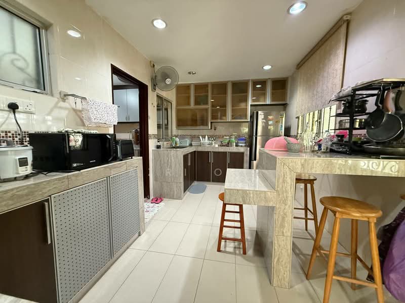Semi-Detached House for Sale in Taman Setia 2 (Balakong) - Fazri Omar - Kitchen - PropertyGuru.com.my