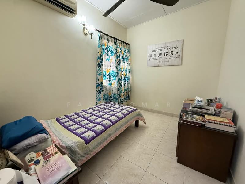 Semi-Detached House for Sale in Taman Setia 2 (Balakong) - Fazri Omar - Bedroom - PropertyGuru.com.my