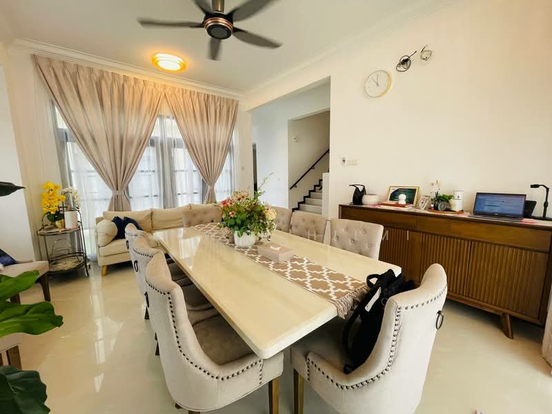 Bungalow for Sale in Bukit Jelutong (Shah Alam) - Hazwan Hilmi - Dining Room - PropertyGuru.com.my