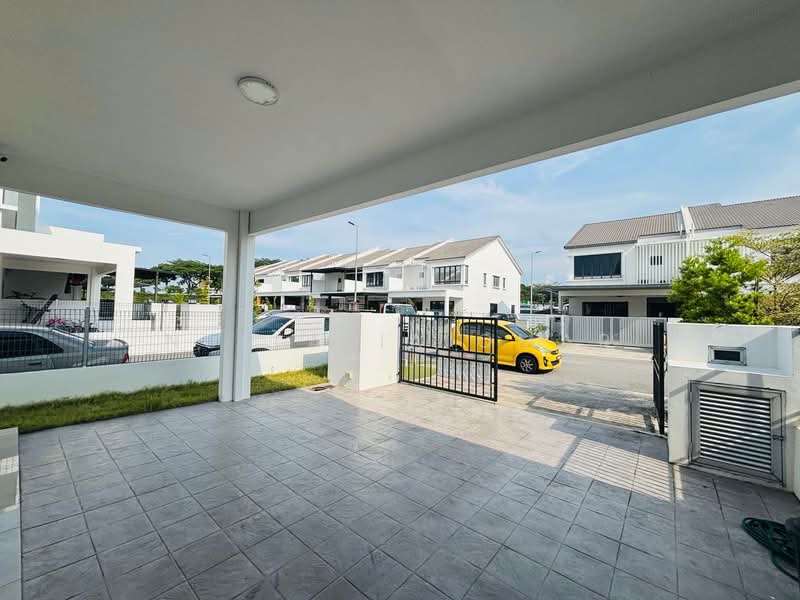 Rumah Teres 2 Tingkat untuk Dijual di Cyberjaya (Selangor) - Nur Alia Omar - Exterior - PropertyGuru.com.my