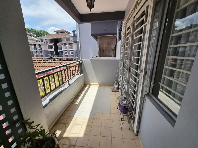 Apartment for Sale at Gardenville Townvilla - Ibrahim Iderus - Balcony - PropertyGuru.com.my