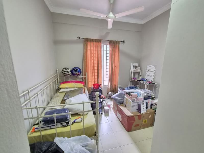 Apartment for Sale at Gardenville Townvilla - Ibrahim Iderus - Bedroom - PropertyGuru.com.my