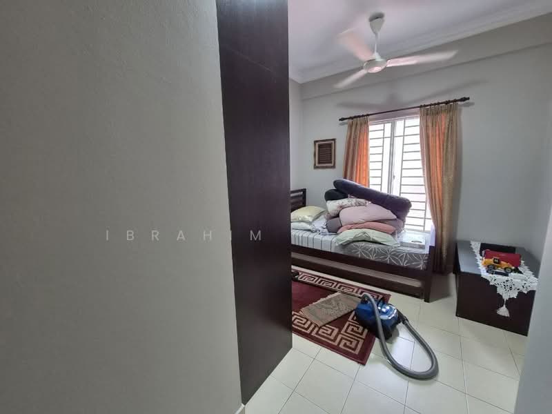 Apartment for Sale at Gardenville Townvilla - Ibrahim Iderus - Bedroom - PropertyGuru.com.my