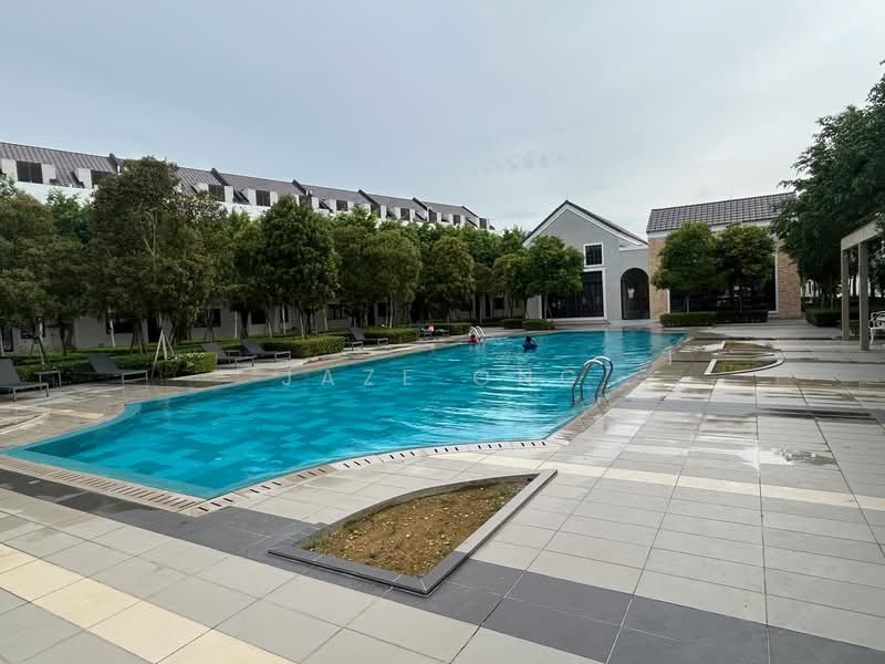 3-storey Terraced House for Sale in Sepang (Selangor) - Jaze Ong - Exterior - PropertyGuru.com.my