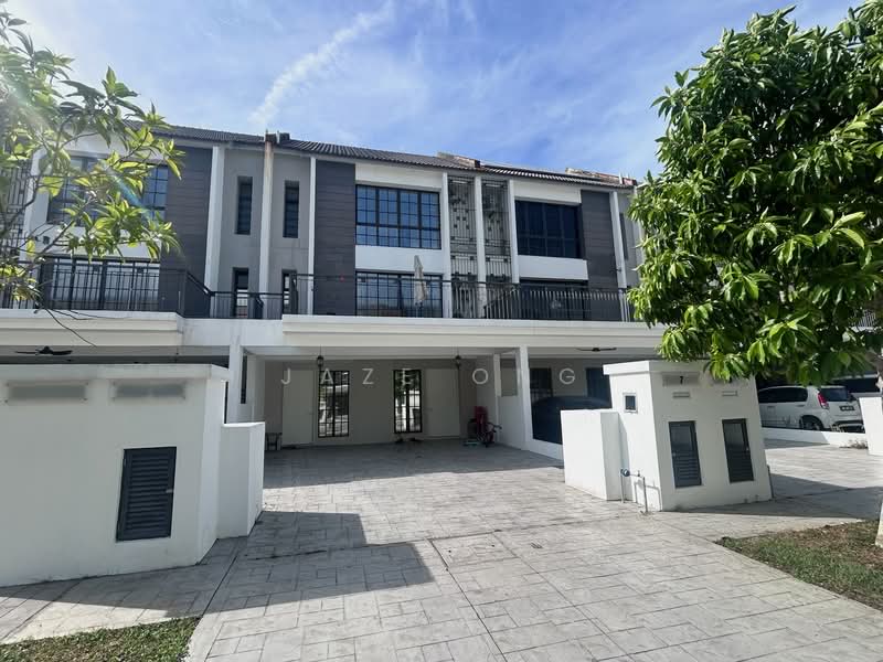 3-storey Terraced House for Sale in Sepang (Selangor) - Jaze Ong - Exterior - PropertyGuru.com.my