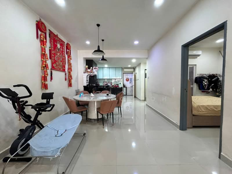 Rumah Teres 2 Tingkat untuk Dijual di Taman Impian Emas (Skudai) - Ee Fong Toh - Living Room - PropertyGuru.com.my
