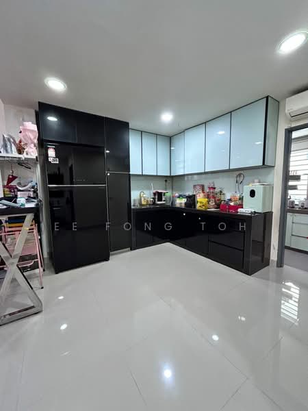 Rumah Teres 2 Tingkat untuk Dijual di Taman Impian Emas (Skudai) - Ee Fong Toh - Kitchen - PropertyGuru.com.my
