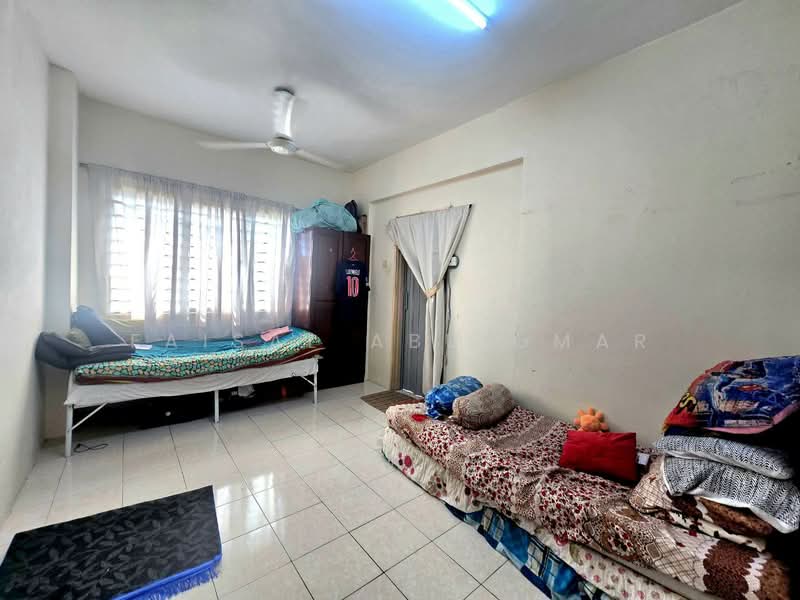 Apartment for Sale at Pangsapuri Permai Puteri - Faisal Abu Omar - Bedroom - PropertyGuru.com.my