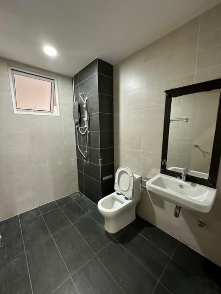 Service Residence for Sale at Pinnacle Sri Petaling - Irene Tiow - Bathroom - PropertyGuru.com.my