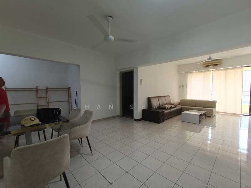 Kondominium untuk Disewa di Vista Komanwel A - Shan Shan - Living Room - PropertyGuru.com.my