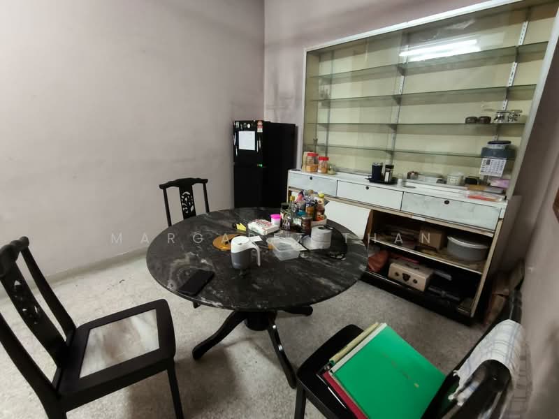 Rumah Teres 2 Tingkat untuk Dijual di Kampung Tunku (Petaling Jaya) - Margaret Than - Dining Room - PropertyGuru.com.my