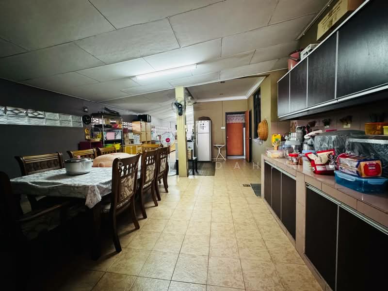Bungalow for Sale in Bandar Rinching (Semenyih) - Noraini Dahan - PropertyGuru.com.my