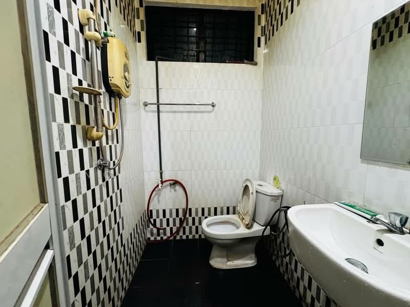 Bungalow for Sale in Bandar Rinching (Semenyih) - Noraini Dahan - PropertyGuru.com.my