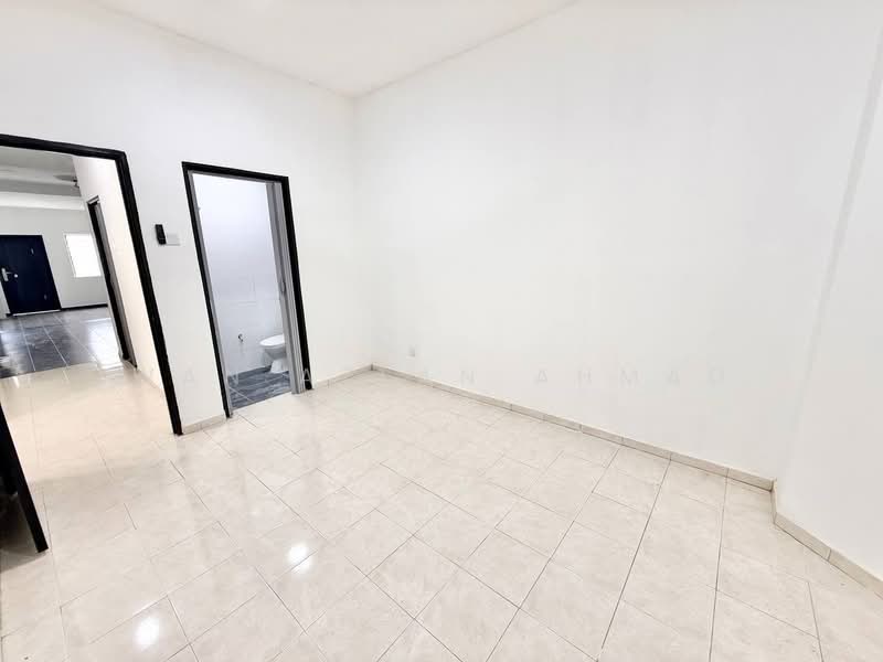 1-storey Terraced House for Sale in Taman Nilai Perdana (Nilai) - Wan Azlan Ahmad - PropertyGuru.com.my