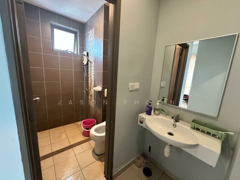 Kondominium untuk Disewa di Tree Sparina - Jason Phoon - Bathroom - PropertyGuru.com.my