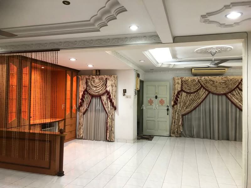 2-storey Terraced House for Sale in Taman Villa Heights 2 (Kajang) - Farah Kamal - Living Room - PropertyGuru.com.my