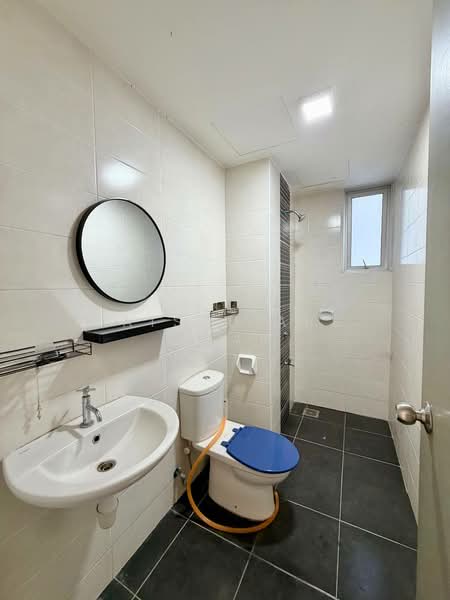 Apartment for Sale at Putra 1 - Faisal Abu Omar - Bathroom - PropertyGuru.com.my