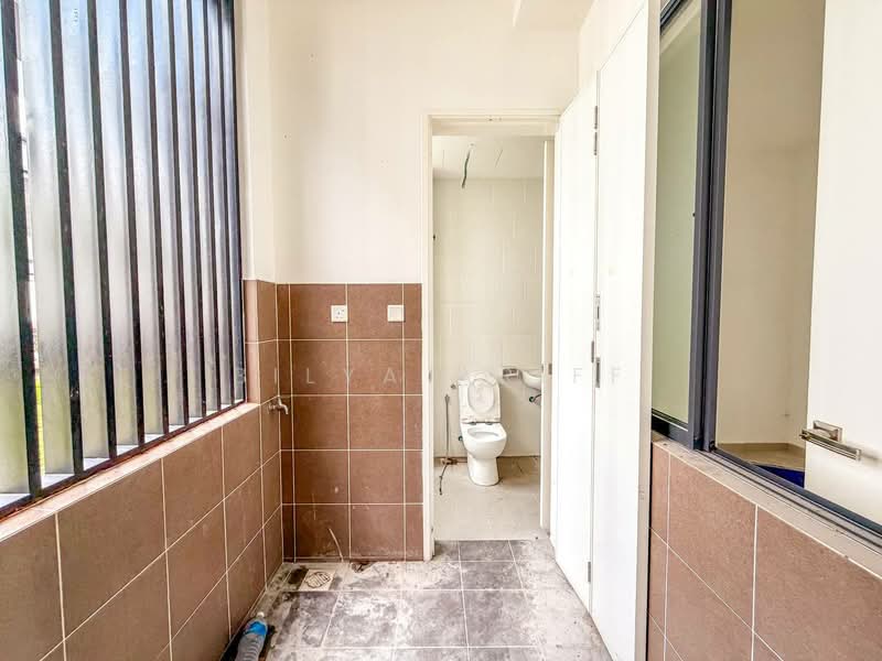Rumah Teres 2 Tingkat untuk Dijual di Kajang (Selangor) - BILYA ARIFF - Bathroom - PropertyGuru.com.my