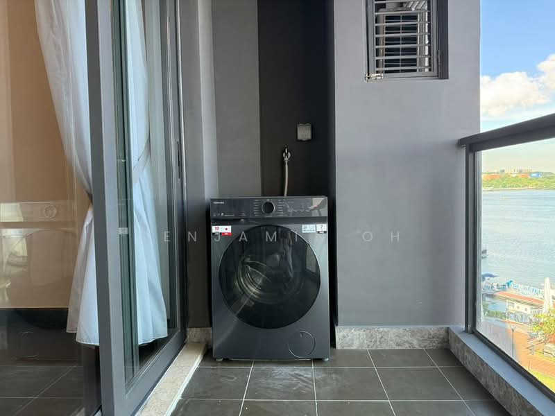 Kondominium untuk Disewa di R&F Princess Cove Phase 2-Seine Region - Benjamin Oh - Balcony - PropertyGuru.com.my