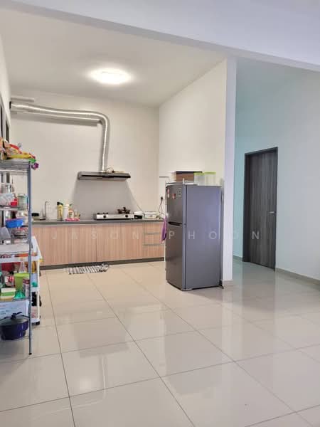 Condominium for Sale at Tree Sparina - Jason Phoon - Kitchen - PropertyGuru.com.my