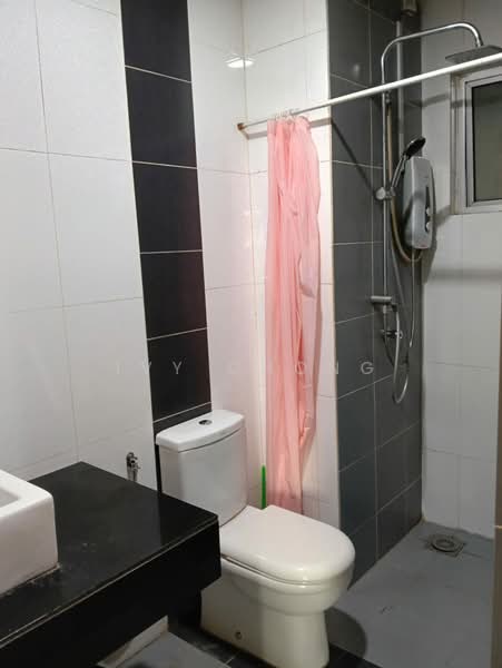 Condominium for Rent at The Wharf Residence - Ivy Chong - Bathroom - PropertyGuru.com.my