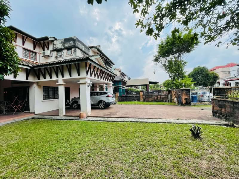 2-storey Terraced House for Sale in Bukit Jelutong (Shah Alam) - Hazwan Hilmi - Exterior - PropertyGuru.com.my
