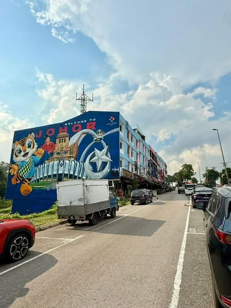 Shop for Sale in Johor Bahru (Johor) - Wee Howe - Exterior - PropertyGuru.com.my