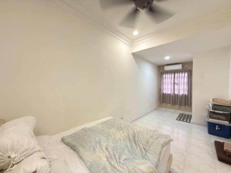 Rumah Teres 2 Tingkat untuk Dijual di Taman Setia Indah (Tebrau) - Vion Tion - Bedroom - PropertyGuru.com.my