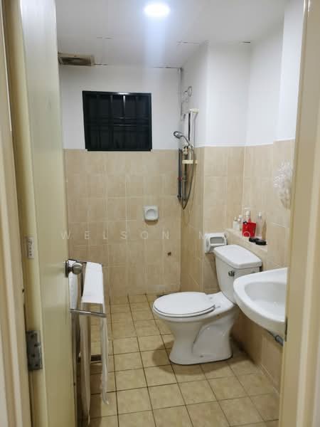Condominium for Sale at Changkat View - Welson Moo - Bathroom - PropertyGuru.com.my