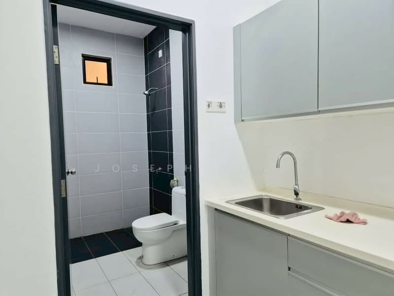 Soho for Rent in Johor Bahru (Johor) - Joseph Wong - Bathroom - PropertyGuru.com.my