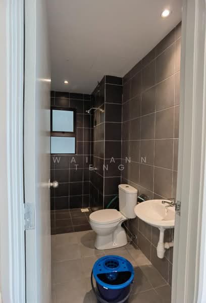 Condominium for Sale at Residensi Bukit Palma 2 (Palm Hill Residence 2) - Wai Ann Teng - Bathroom - PropertyGuru.com.my