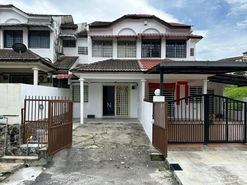 Rumah Teres 2 Tingkat untuk Dijual di Taman Cheras Awana (Cheras) - Noraini Dahan - Exterior - PropertyGuru.com.my
