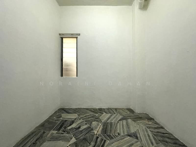 Rumah Teres 2 Tingkat untuk Dijual di Taman Cheras Awana (Cheras) - Noraini Dahan - Interior - PropertyGuru.com.my
