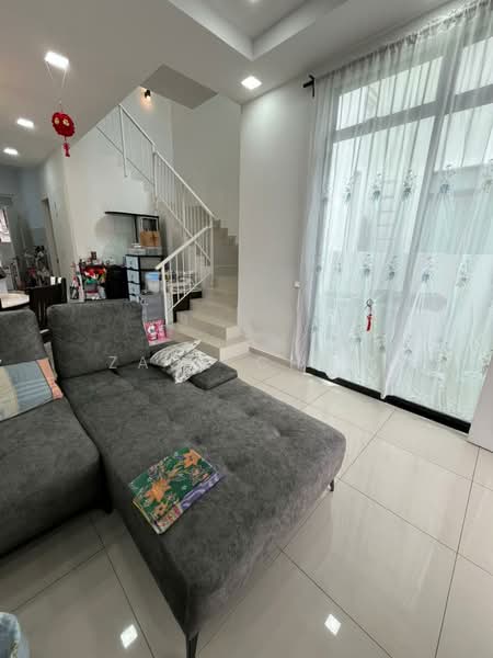 Rumah Teres untuk Dijual di Kota Masai (Pasir Gudang) - Zack Chow - Living Room - PropertyGuru.com.my