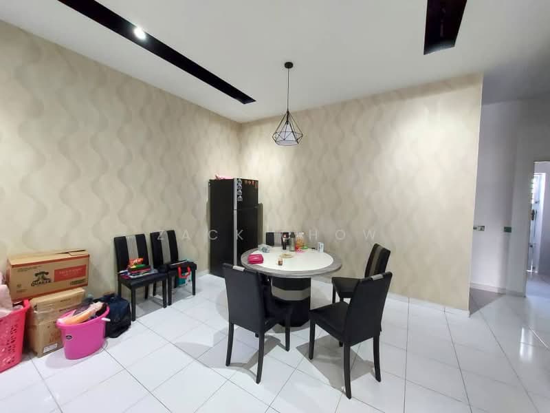 Rumah Teres untuk Dijual di Kota Masai (Pasir Gudang) - Zack Chow - Dining Room - PropertyGuru.com.my