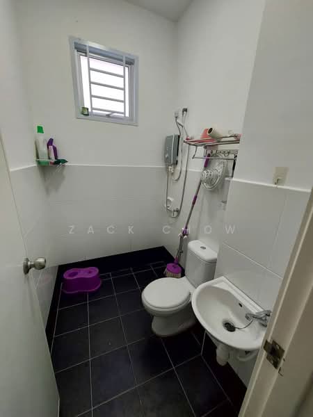 Rumah Teres untuk Dijual di Kota Masai (Pasir Gudang) - Zack Chow - Bathroom - PropertyGuru.com.my