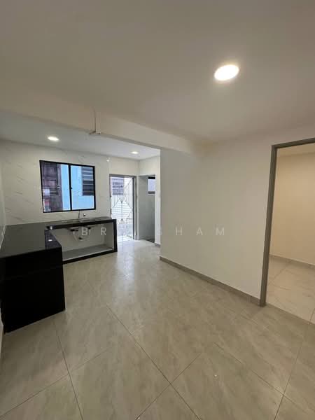 Rumah Teres 2 Tingkat untuk Dijual di Taman Plentong Baru (Masai) - Bro Sham - PropertyGuru.com.my