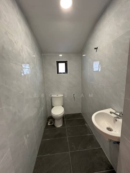 Rumah Teres 2 Tingkat untuk Dijual di Taman Plentong Baru (Masai) - Bro Sham - PropertyGuru.com.my