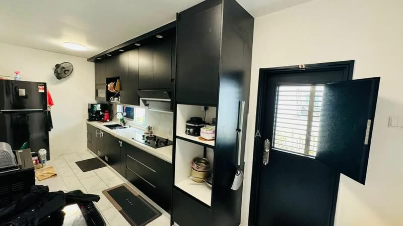 Terraced House for Rent in Kuala Selangor (Selangor) - Khairul Syafiq - Kitchen - PropertyGuru.com.my