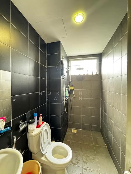 Service Residence for Sale at The Zizz @ Damansara North - Noraini Dahan - PropertyGuru.com.my