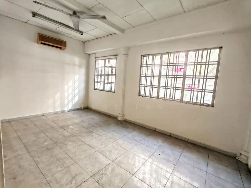 Rumah Teres 2 Tingkat untuk Dijual di Kepong (Selangor) - Tess Tan - Interior - PropertyGuru.com.my