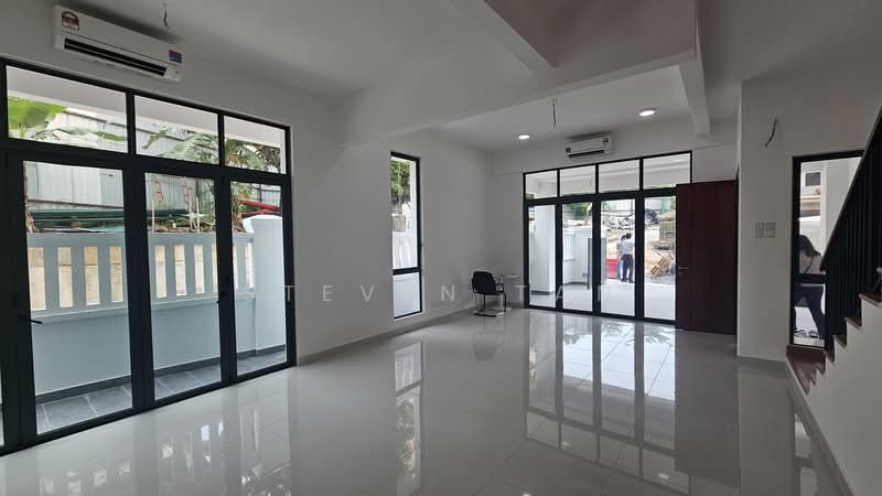 3-storey Terraced House for Sale in Cheras (Kuala Lumpur) - Steven Tan - Living Room - PropertyGuru.com.my