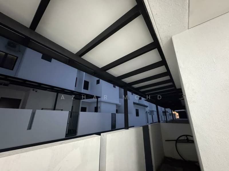 Rumah Teres 2 Tingkat untuk Dijual di Bandar Serenia (Dengkil) - Azhar Mohd - Exterior - PropertyGuru.com.my