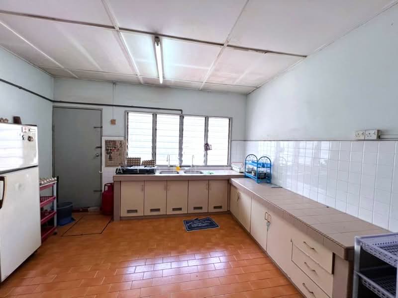 2-storey Terraced House for Sale in SS2 (Petaling Jaya) - Jayden Heng - Kitchen - PropertyGuru.com.my