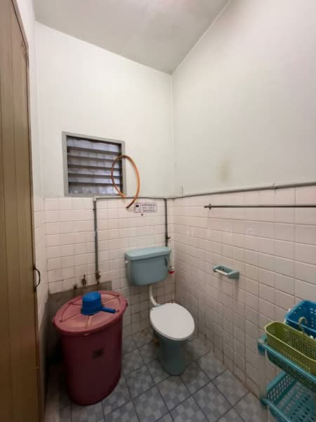 2-storey Terraced House for Sale in SS2 (Petaling Jaya) - Jayden Heng - Bathroom - PropertyGuru.com.my