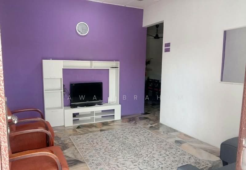 Semi-Detached House for Sale in Sepang (Selangor) - Hawa Ibrahim - Living Room - PropertyGuru.com.my