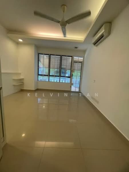 Rumah Teres 2 Tingkat untuk Disewa di Kampung Permatang Tengah (Balik Pulau) - Kelvin Tan - Living Room - PropertyGuru.com.my